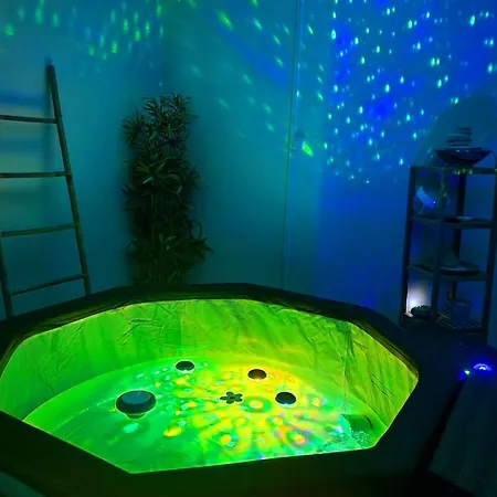 Maison Avec Jacuzzi Et Exterieur *